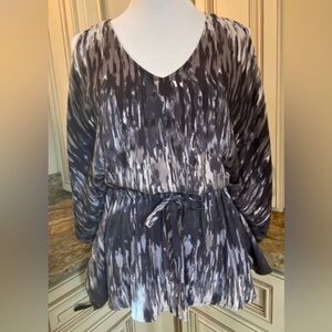 EXPRESS Cold Shoulder Blouse, Size M